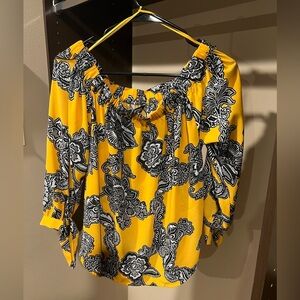 Women’s Express Short Top